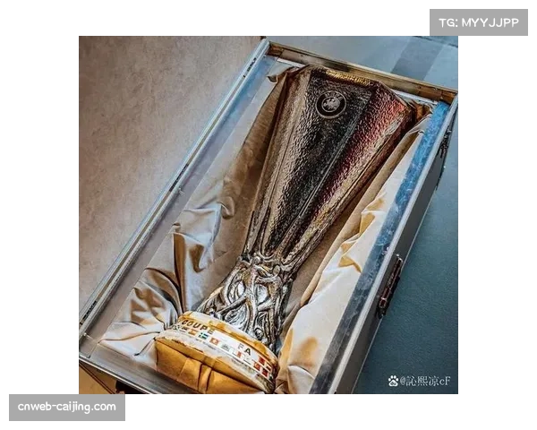 大英博物馆将举办展览，展示英超奖杯设计与工艺演变