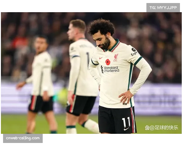 镜头下的萨拉赫:在健身房为赛季冲刺阶段进行加练 镜头下的萨拉赫:在健身房为赛季冲刺阶段进行加练